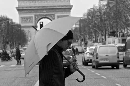 Ricardo Arjona presenta “Nada es como tú", primer sencillo de “Apague la luz y escuche"