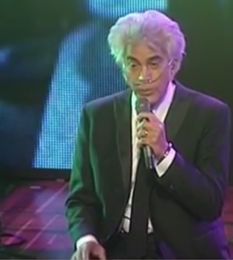 José Luis Rodríguez ‘El Puma’ cantó en Colombia con un tanque de oxígeno