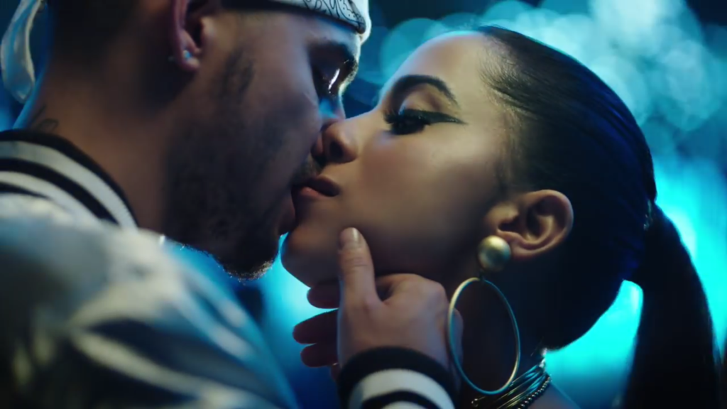 Anitta, la cantante más bella y talentosa de Brasil: A Maluma lo conocí a través de Internet"