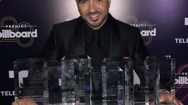 "Despacito" de Luis Fonsi y Daddy Yankee arrasan en los Premios Billboard Latino