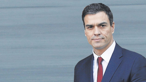 Pedro Sánchez devolverá el derecho a la sanidad pública a los sin papeles