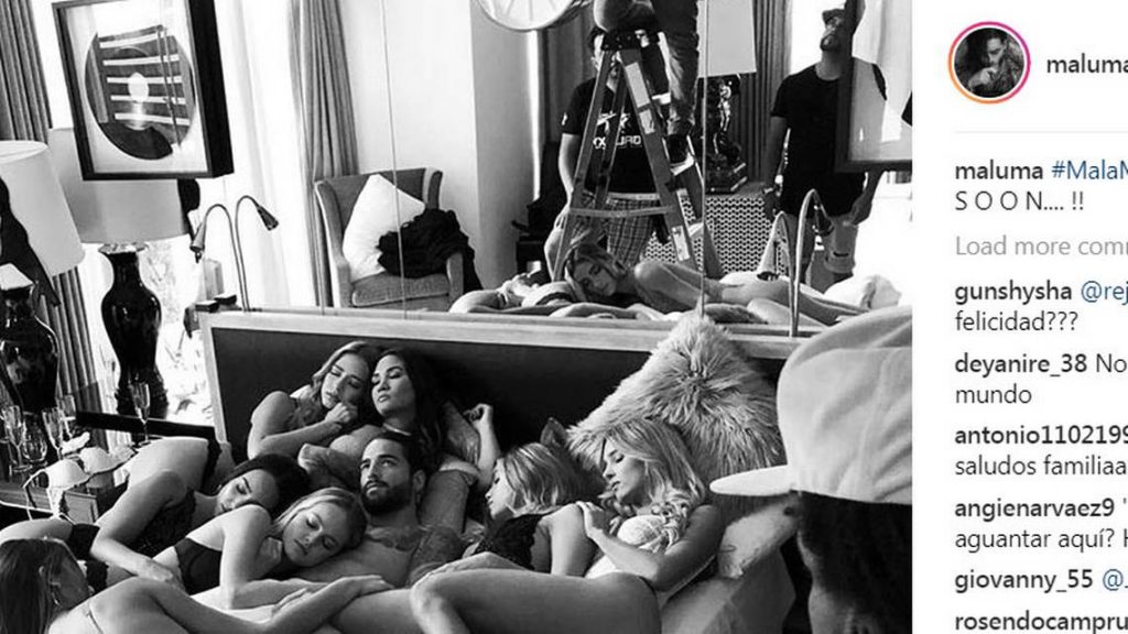 Maluma y su harén de mujeres que escandaliza las redes sociales