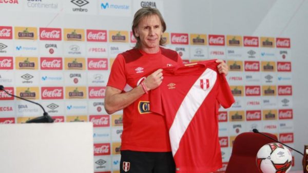 Ricardo Gareca renovará con Perú por cuatro años más
