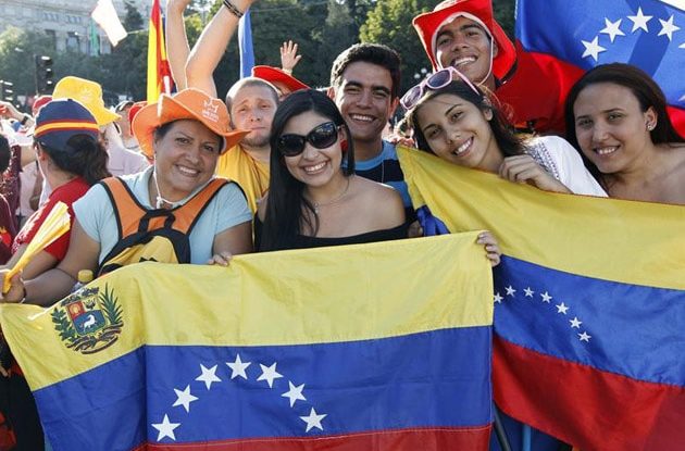 España otorgará permisos de residencia a venezolanos por crisis humanitaria