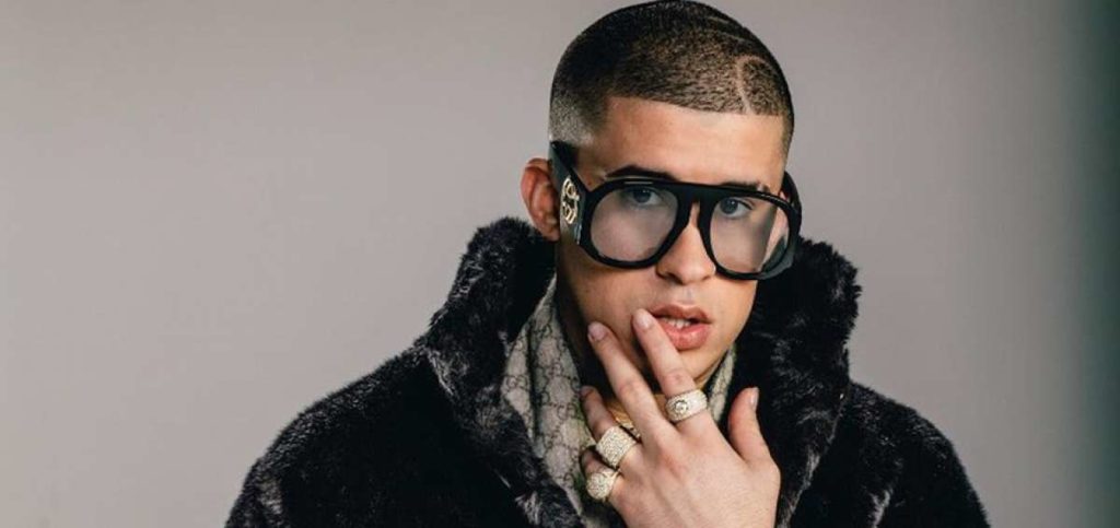 Un preso mexicano denuncia que ha sido torturado con canciones de Maluma y Bad Bunny