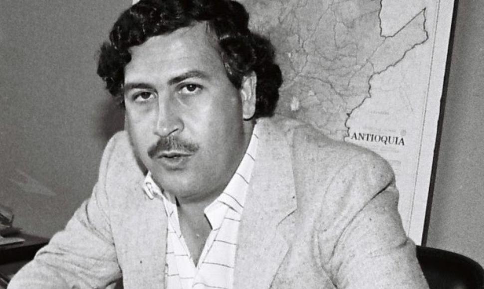 Indignación en París por una discoteca que rinde tributo a Pablo Escobar